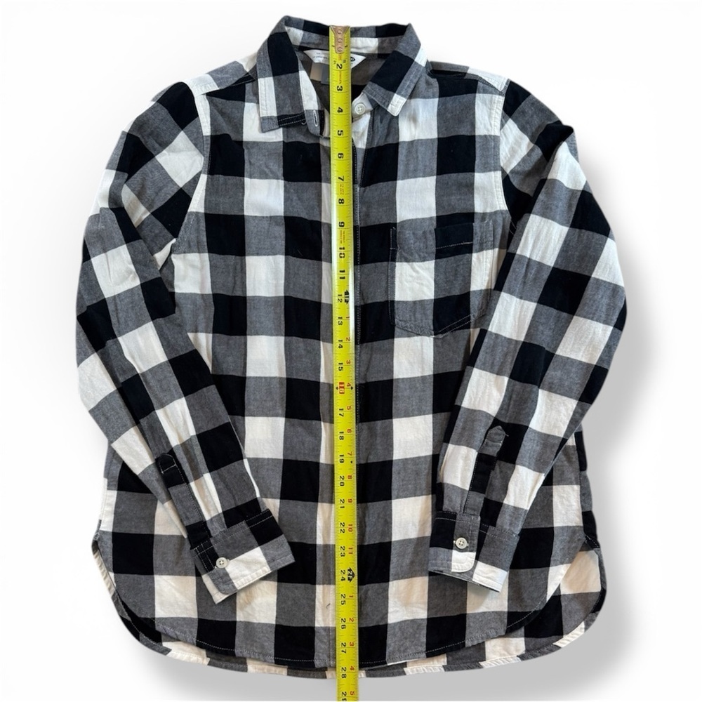 Old Navy Classic Plaid Flannel Button Down Shirt Black White Womens Sz Medium - Picture 3 of 5